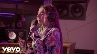 Zhavia  Big Girl Dont Cry Live Performance [upl. by Eelime]