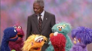 Sesame Street Kofi Annan Helps Monsters Sing the Alphabet Together [upl. by Pollie]